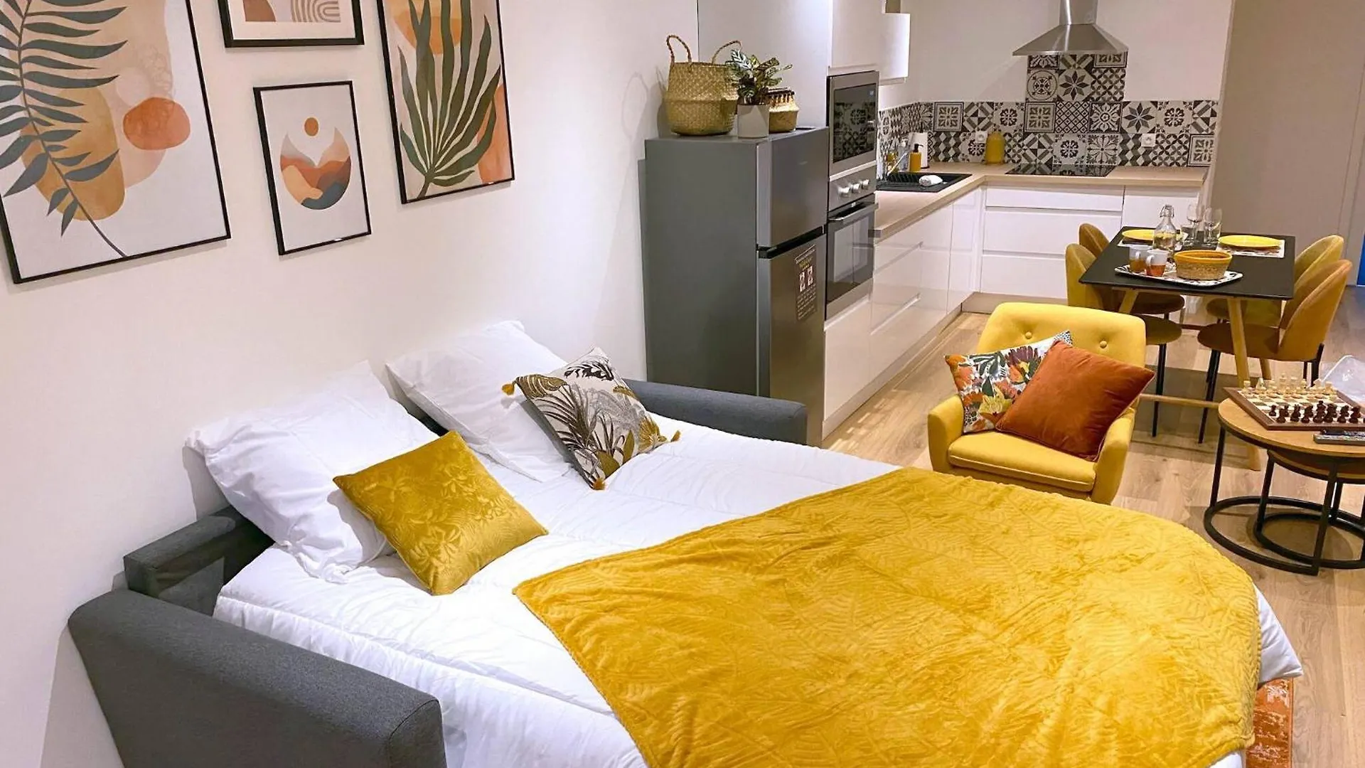 Le Val De Coeur Apartment Valence  0*, Valence (Drome) France